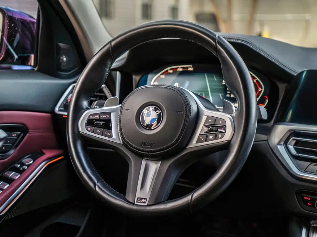 BMW 3 Series 2021 — фото 15