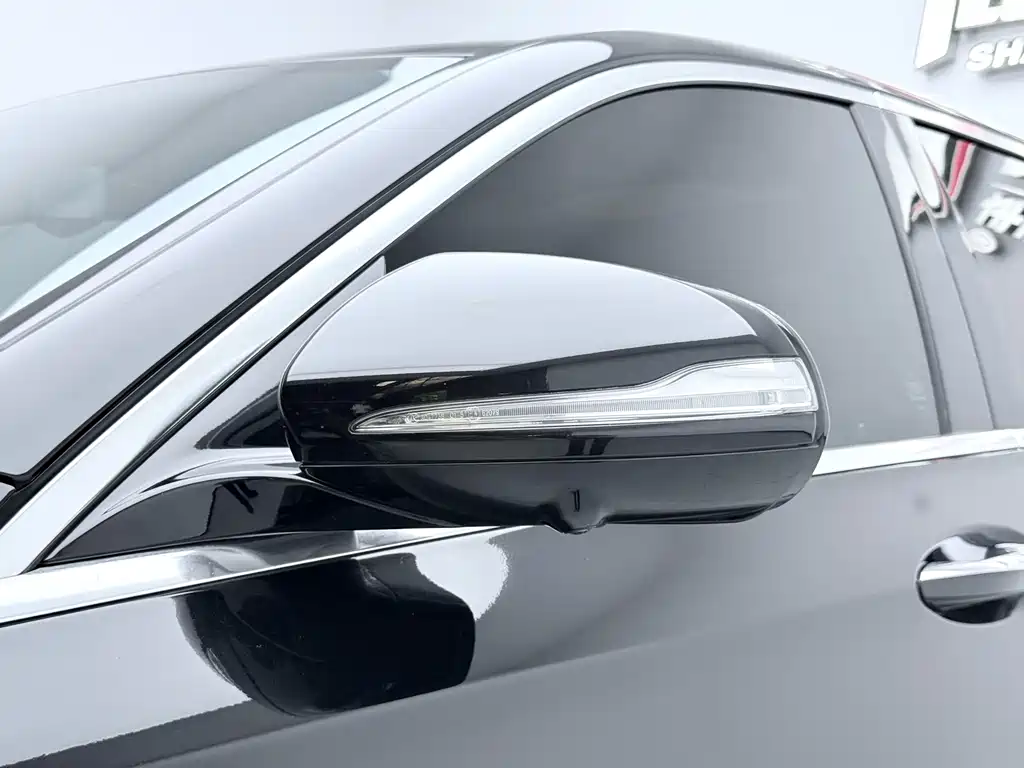Mercedes-Benz E-Class 2020 — фото 10