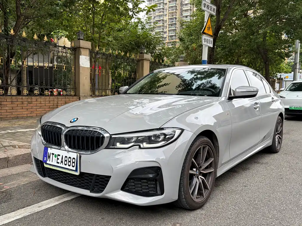 BMW 3 Series 2022