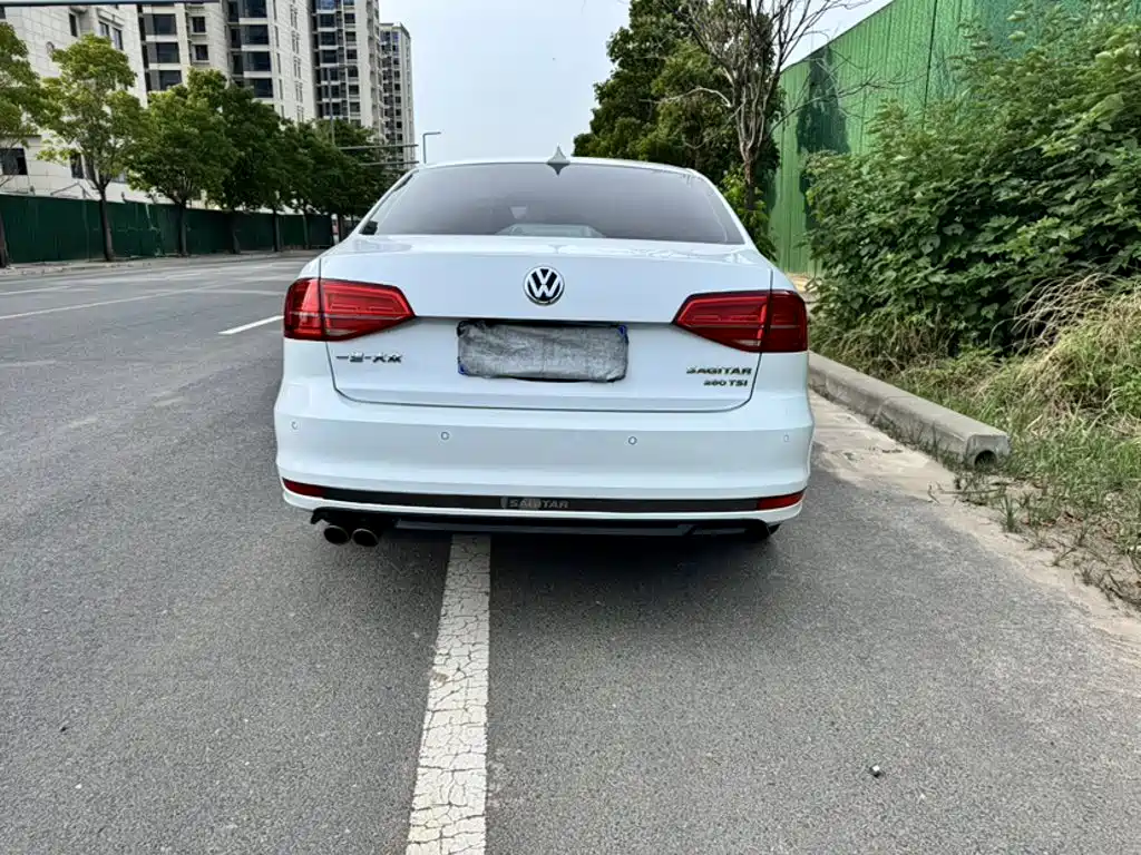 Volkswagen Sagitar 2019