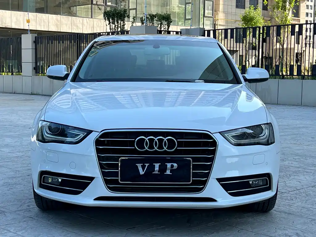 Audi A4L 2016