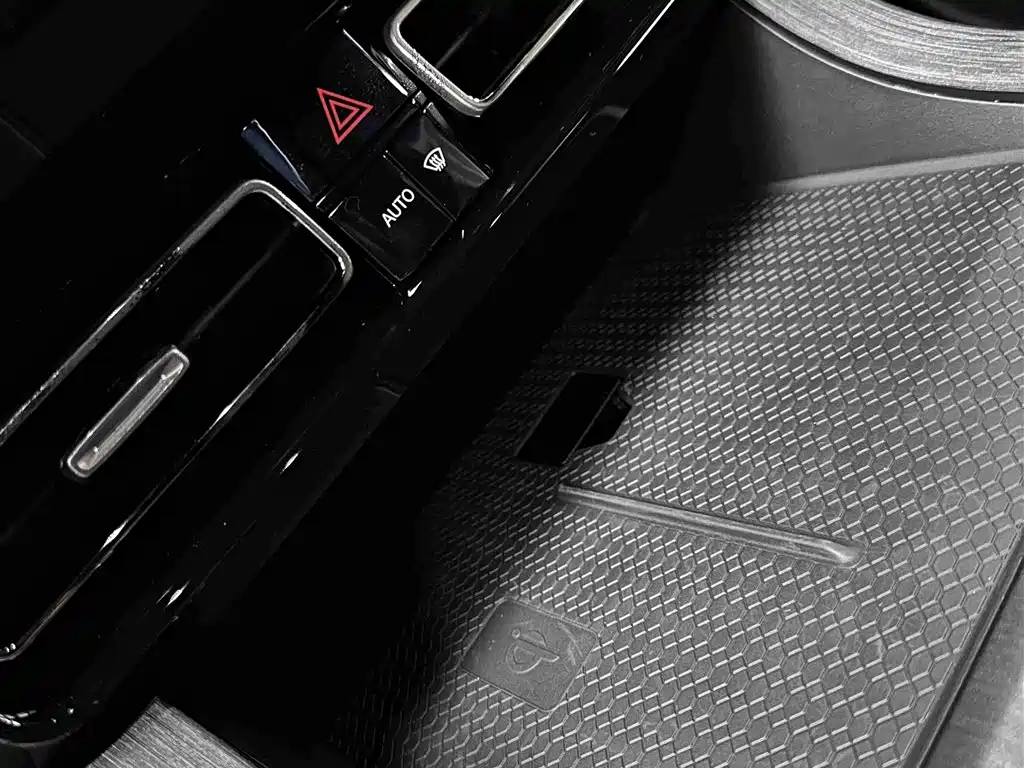 GAC Trumpchi GS8 2022 — фото 26