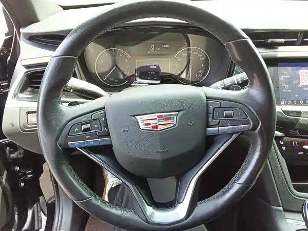 Cadillac XT6 2021