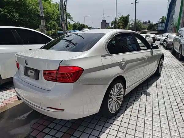 BMW 3 Series 2018