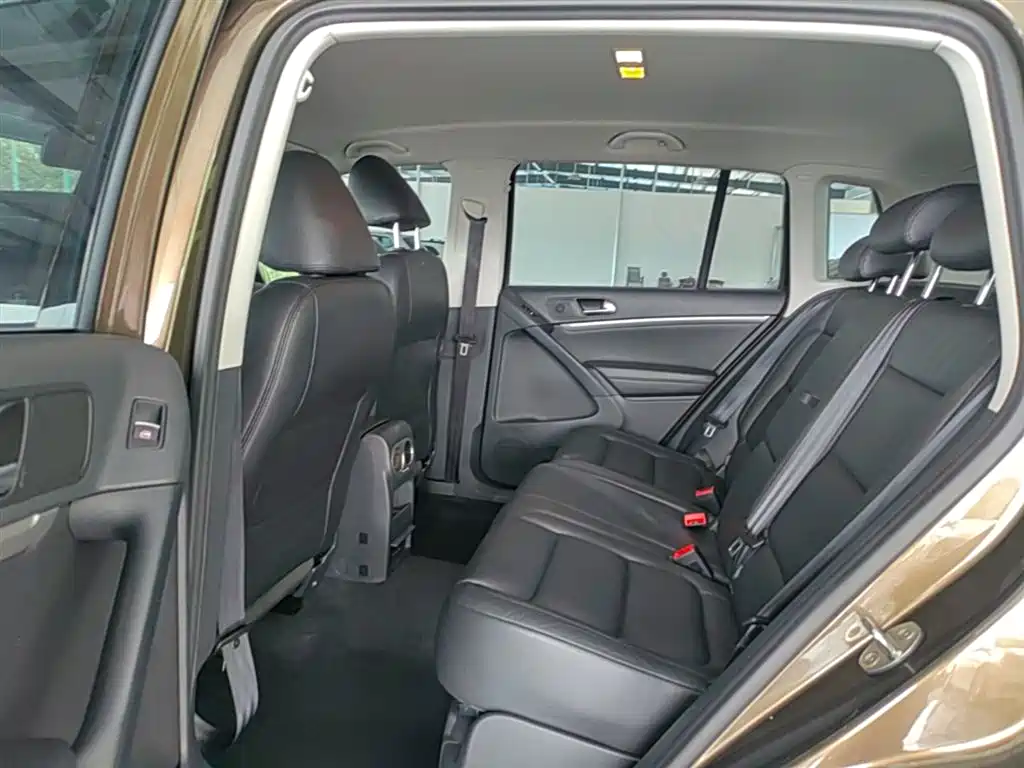 Volkswagen Tiguan 2015 — фото 17