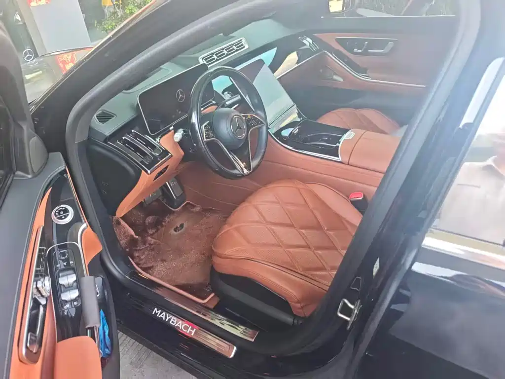 Mercedes-Benz Maybach S-Class 2024