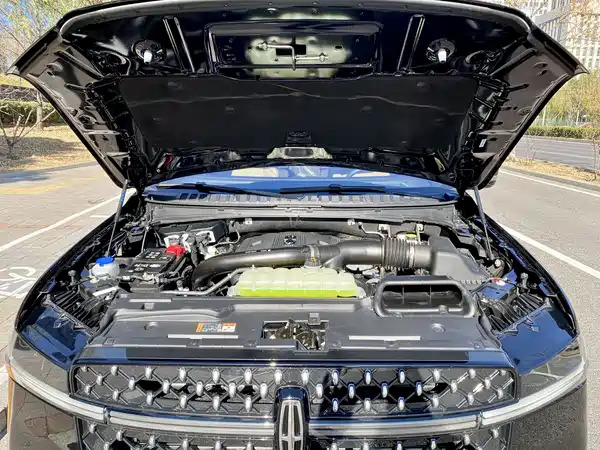 Lincoln Navigator 2025