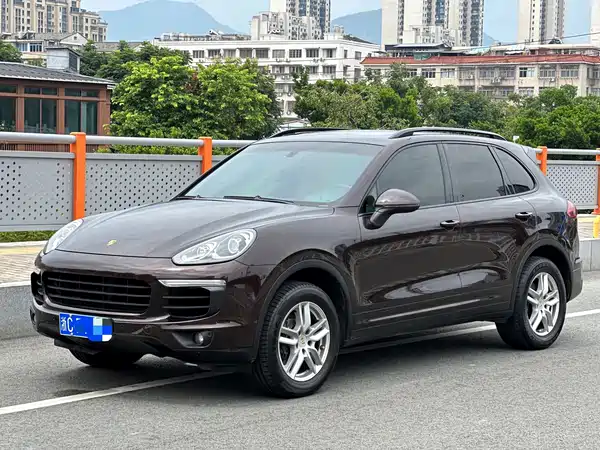 Porsche Cayenne 2015