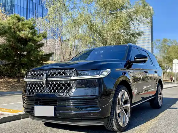 Lincoln Navigator 2025