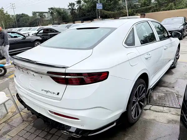 Geely Xingrui 2024