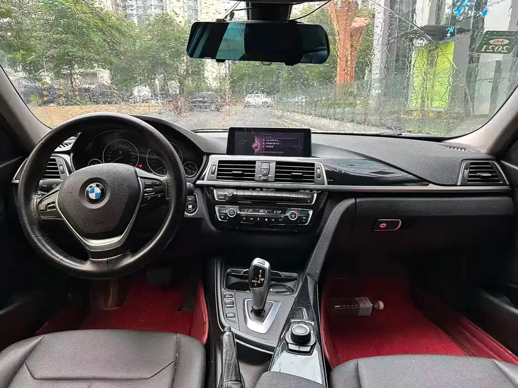 BMW 3 Series 2017 — фото 4