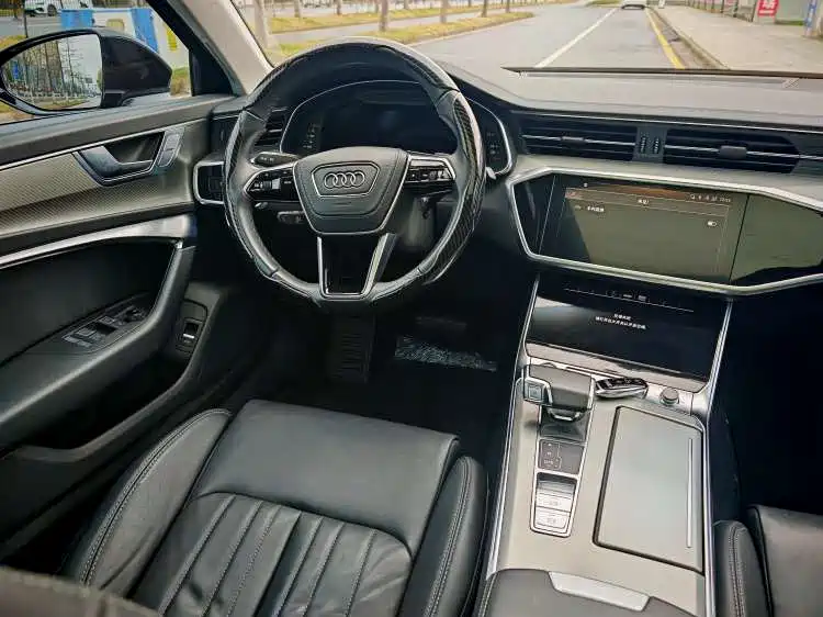 Audi A6L 2023 — фото 11