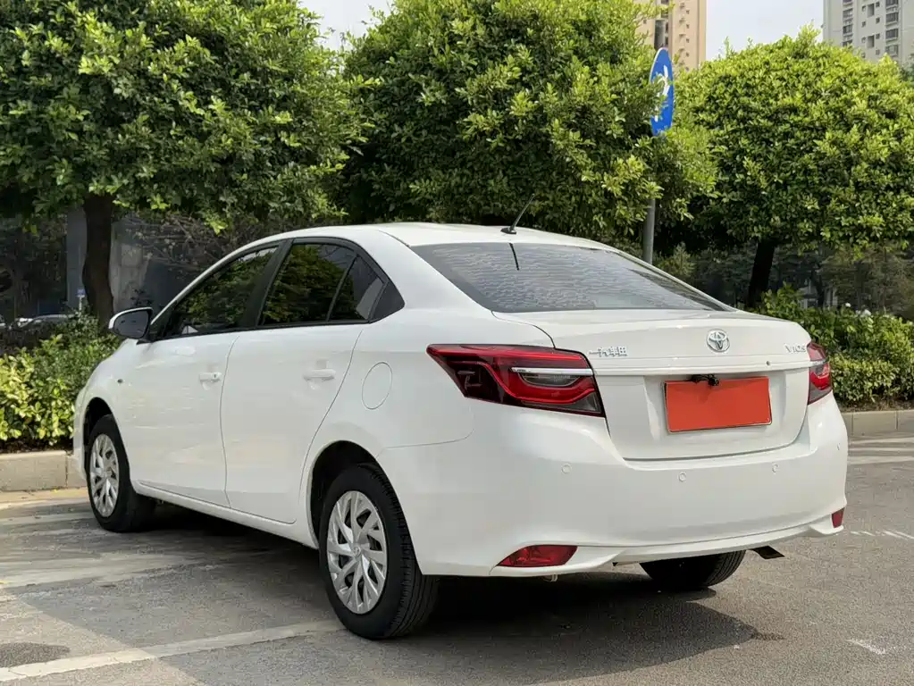 Toyota Vios 2021 — фото 8