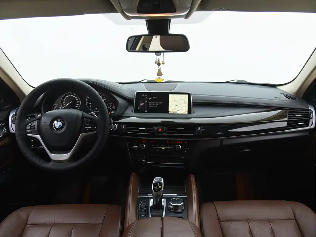 BMW X6 2015 — фото 14