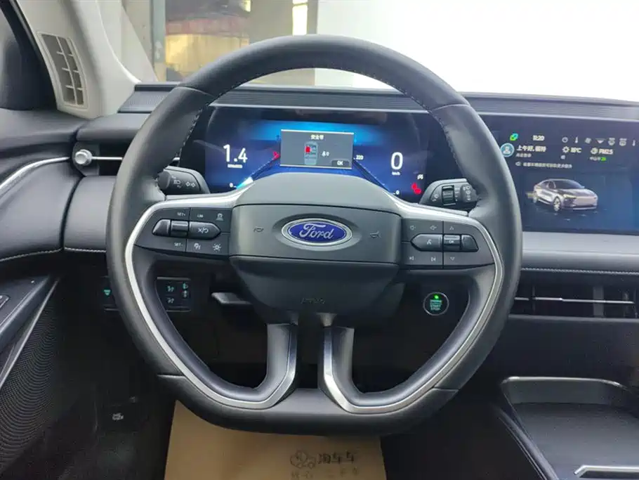 Ford Mondeo 2025 — фото 15