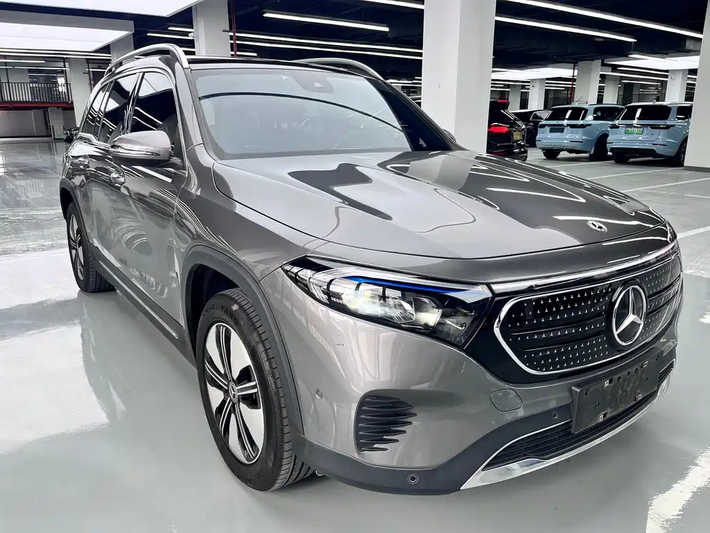 Mercedes-Benz EQB 2022