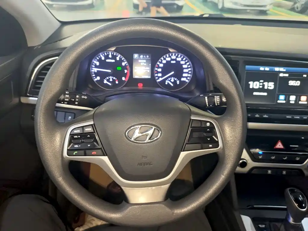Hyundai Celesta 2017 — фото 11