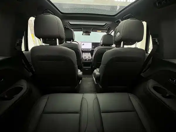 Li Auto L8 2024