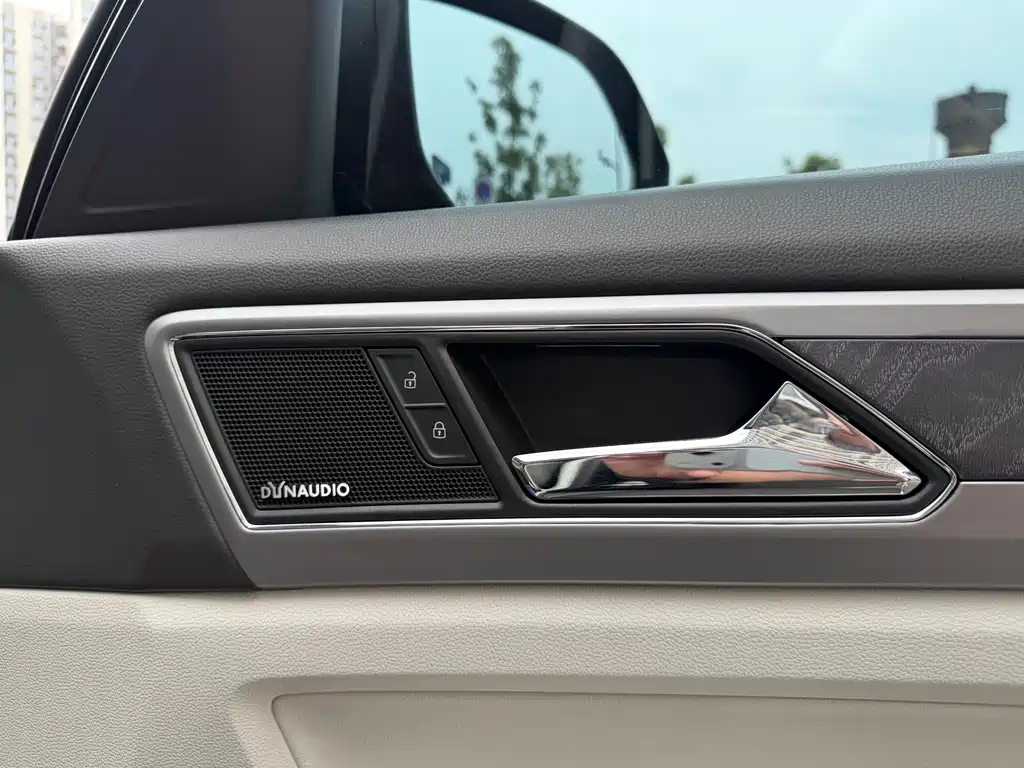 Volkswagen Teramont 2018 — фото 15