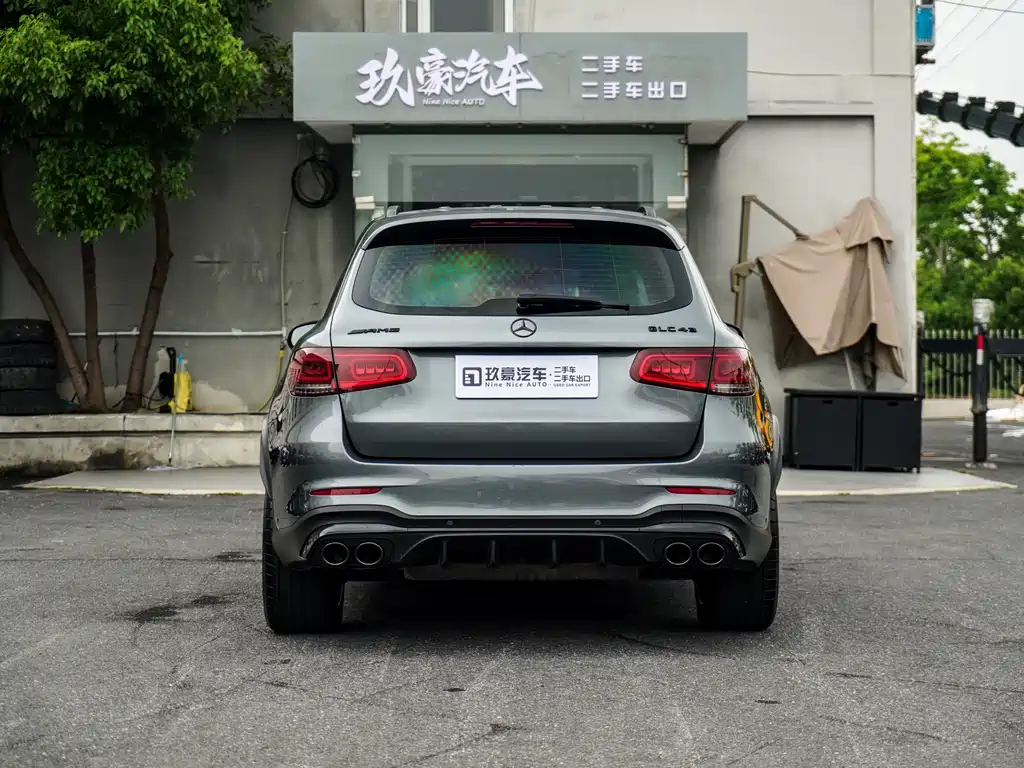 Mercedes-Benz GLC AMG 2022 — фото 6