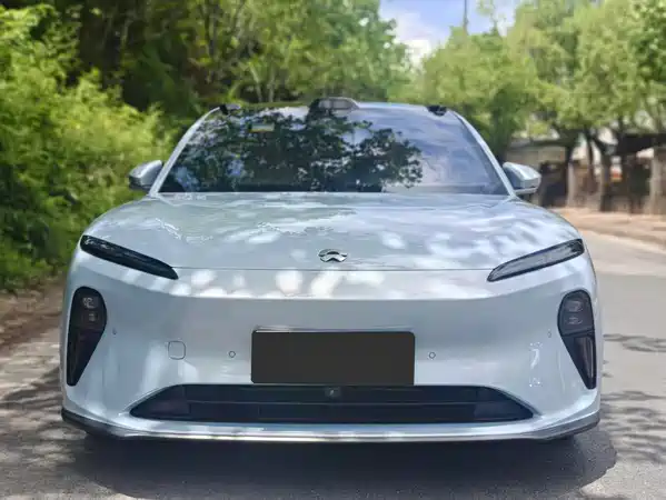 NIO ET5 2024
