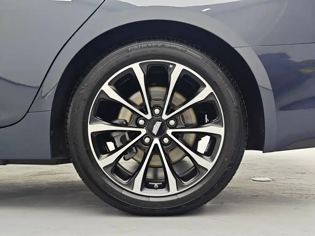 Cadillac CT5 2022 — фото 13