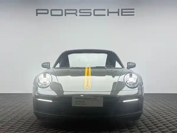 Porsche 911 2024