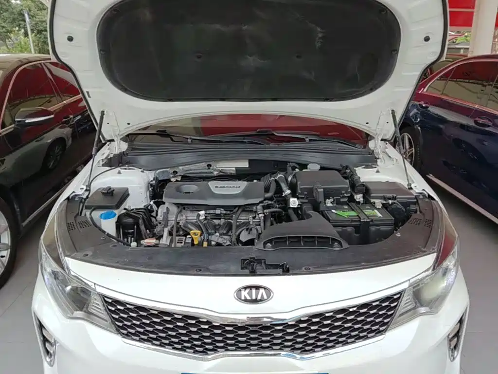 Kia K5 2015 — фото 20