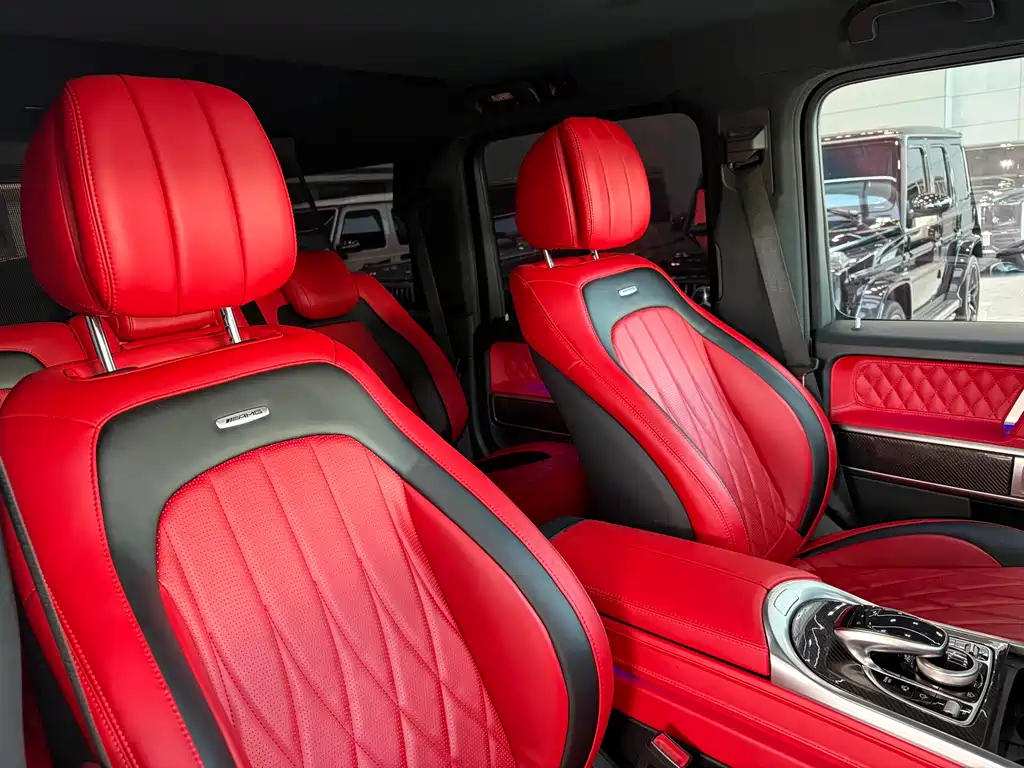Mercedes-Benz G-Class 2023 — фото 12