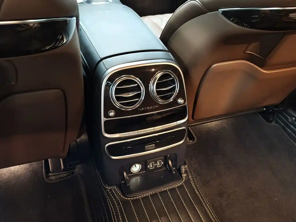 Mercedes-Benz Maybach S-Class 2019 — фото 8