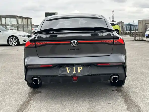 Changan UNI-V 2022