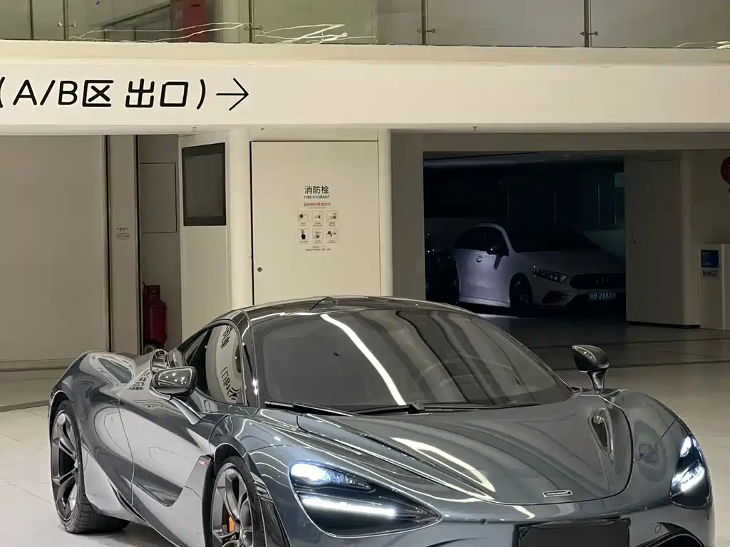 McLaren 720S 2018 — фото 2