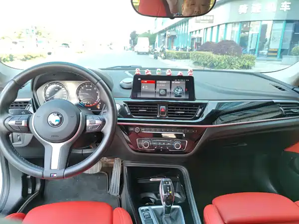 BMW 1 Series 2021