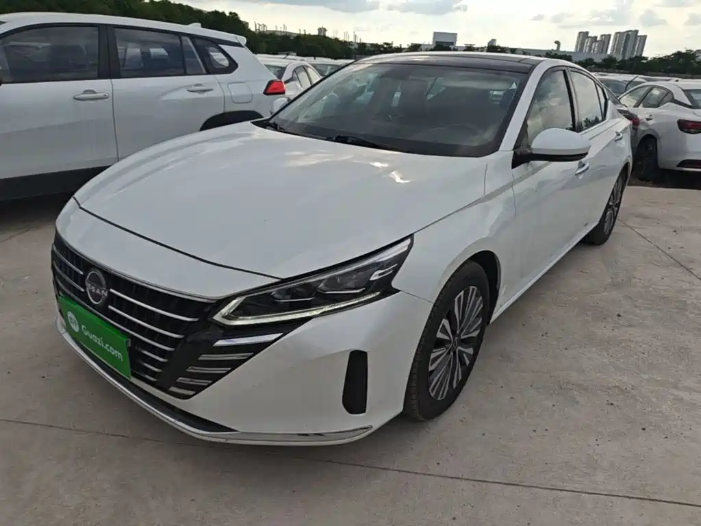 Nissan Teana 2023