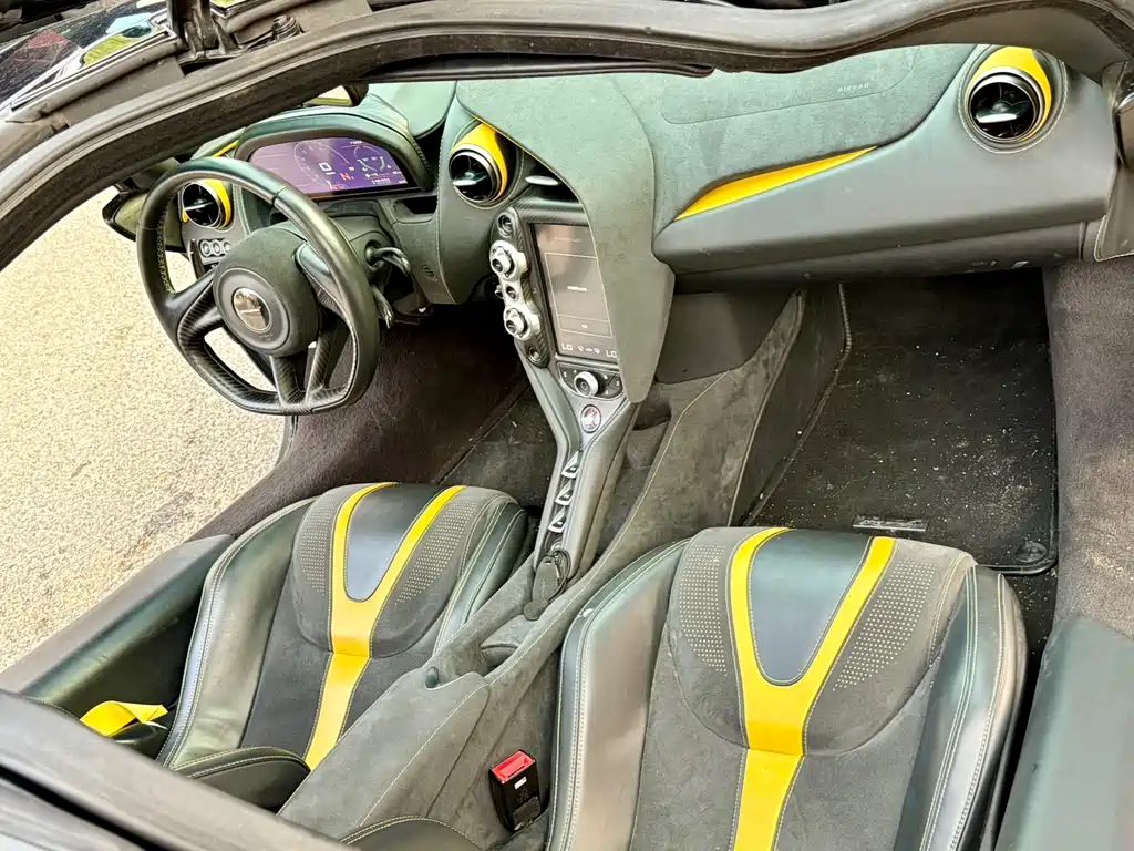 McLaren 720S 2018 — фото 12