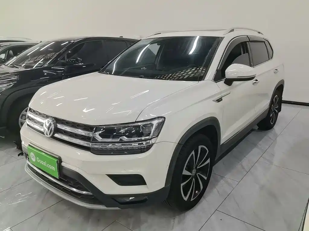 Volkswagen Tharu 2020