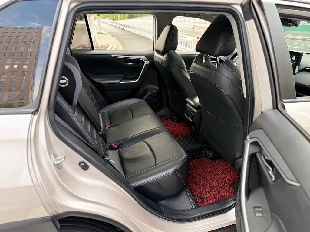 Toyota Wildlander 2020 — фото 12