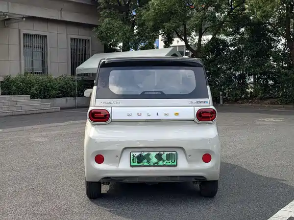 Wuling Hongguang MINIEV 2025
