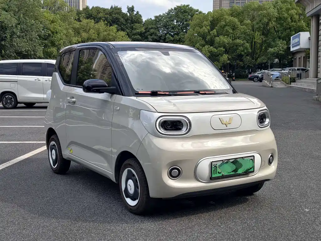 Wuling Hongguang MINIEV 2025