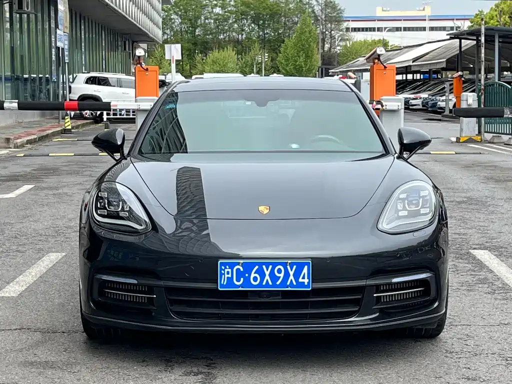 Porsche Panamera 2020 — фото 2