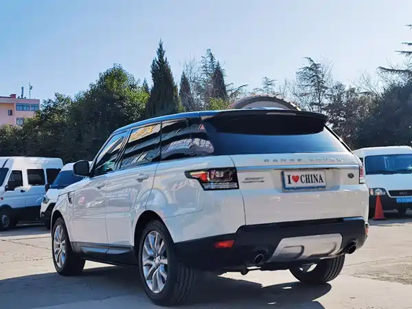 Land Rover Range Rover Sport 2015