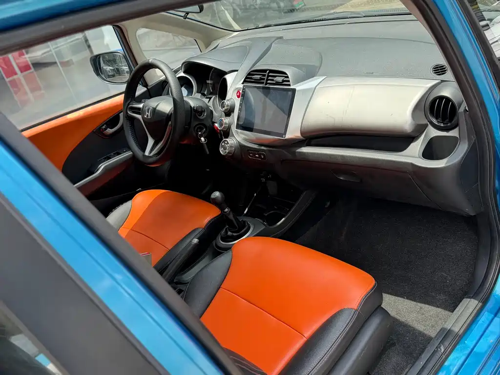 Honda Fit 2013 — фото 10