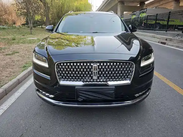 Lincoln Nautilus 2022