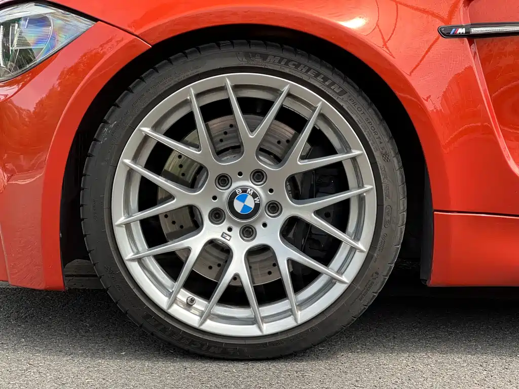 BMW 1 Series M 2012 — фото 8