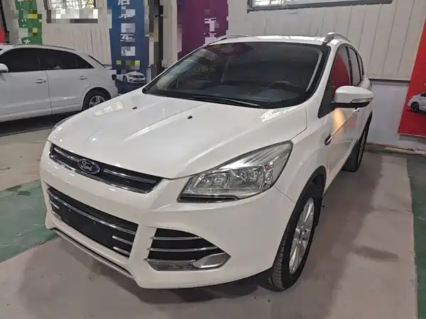 Ford Kuga 2015
