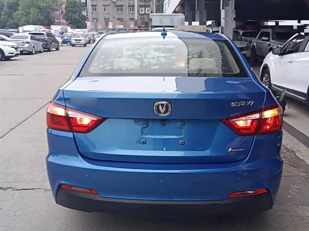 Changan V7 2015 — фото 6