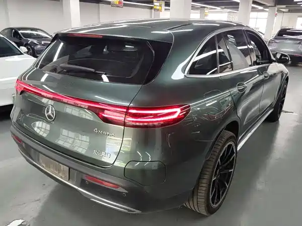 Mercedes-Benz EQC 2021