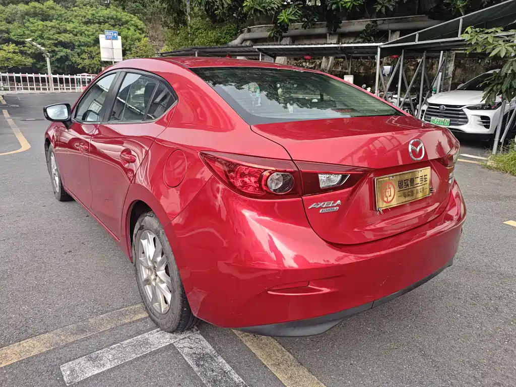 Mazda 3 Axela 2016