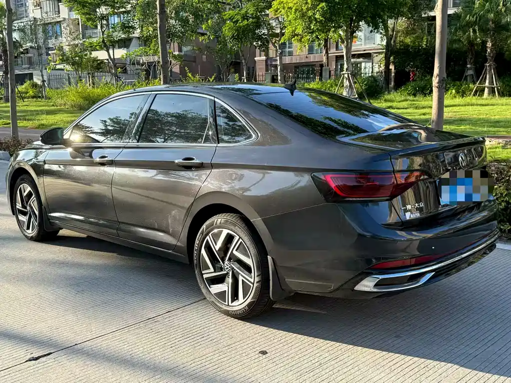 Volkswagen Sagitar 2023