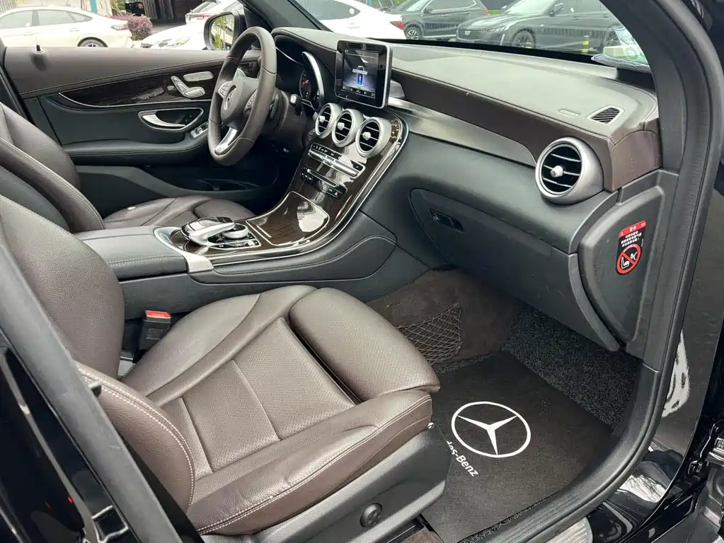 Mercedes-Benz GLC 2019